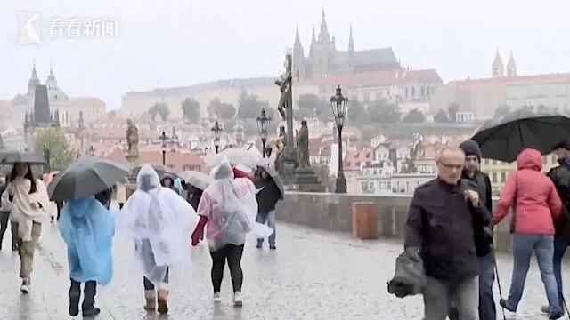 强降雨来袭