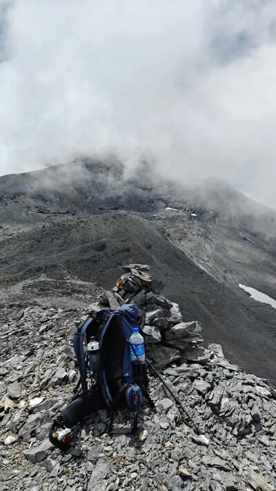 玉龙雪山海拔多少