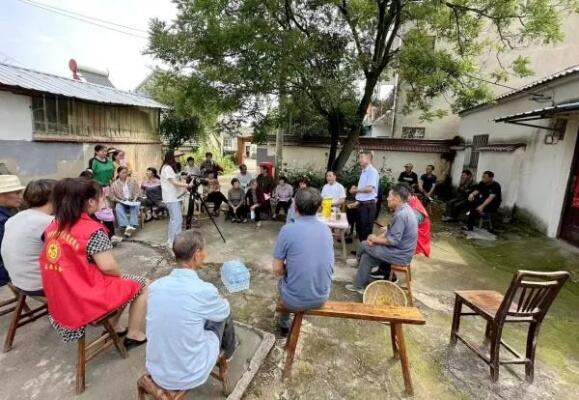 图解党员干部网络行为规范