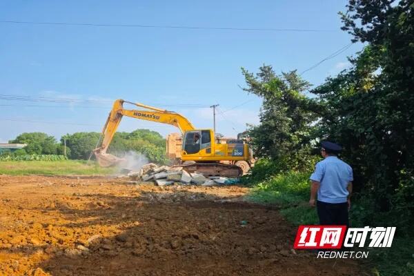 要守住耕地这个命根子