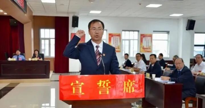 忻州市人大常委会原党组副书记