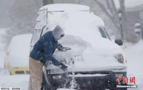 美国暴风雪90人死亡