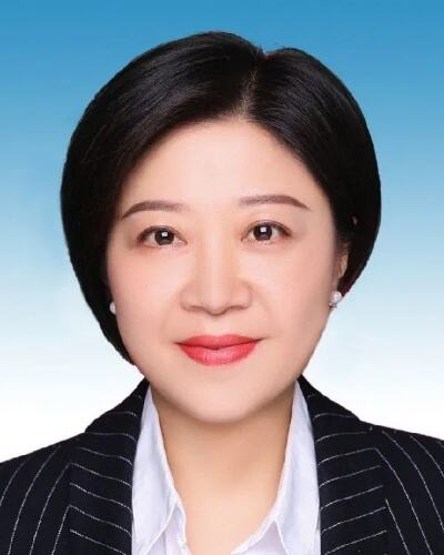 80后女县委书记石一婷