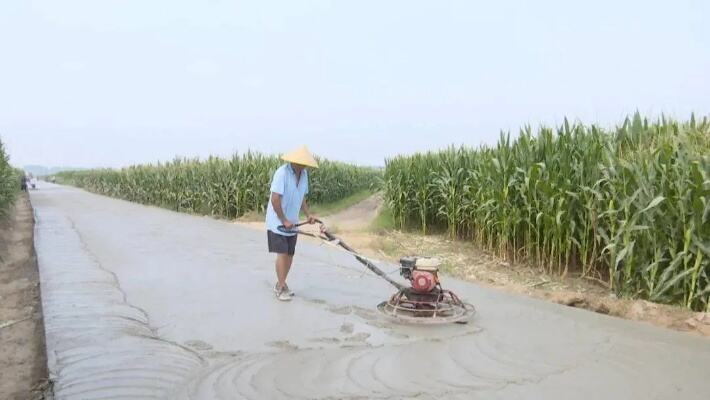 改善村里道路