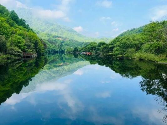 带朱广权回山西